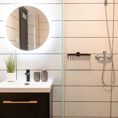 Bb21 - Centre Έγκερ